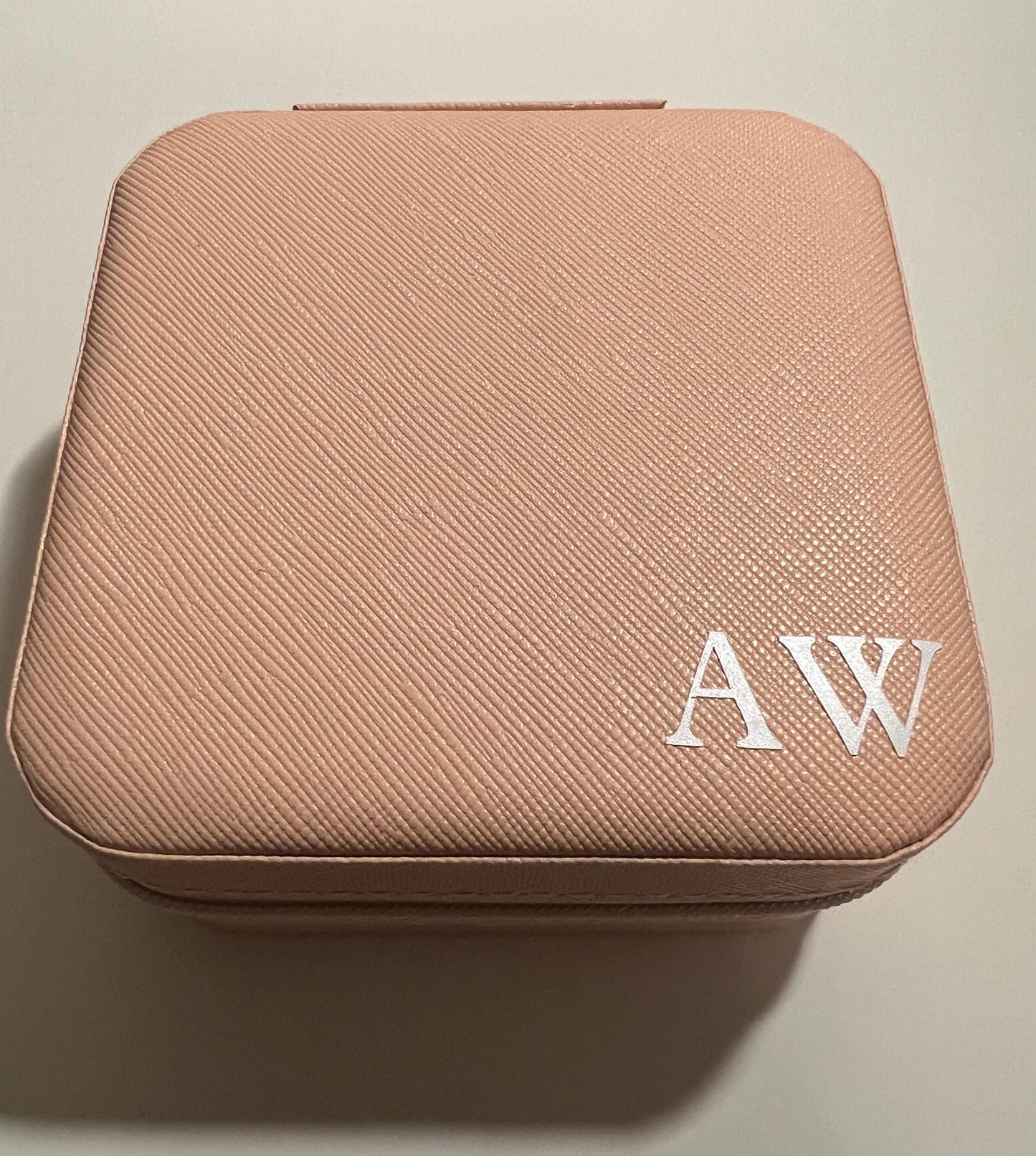 Personalised Jewellery Boxes, Bridesmaid gifts, Maid of Honour gifts and Gifts for her.