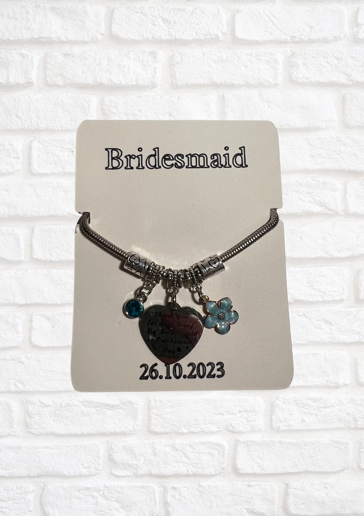 Maid of Honour, Matron of Honour bracelet holder. Bracelet NOT INCLUDED.
