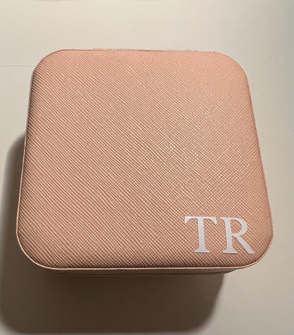 Personalised Jewellery Boxes, Bridesmaid gifts, Maid of Honour gifts and Gifts for her.
